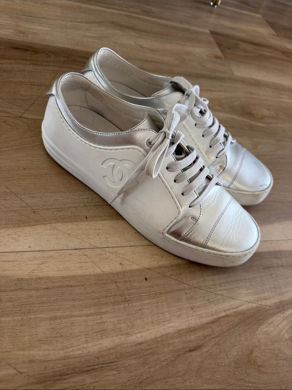 CHANEL White and Silver Leather Low-Top Sneakers